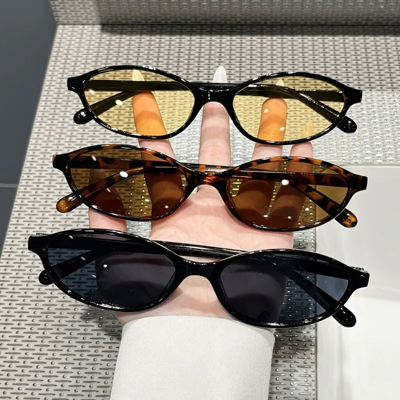 Set of Three Trendy Oval-Shaped Glasses for Women, Perfect for Everyday Use And As Essential Gifts.