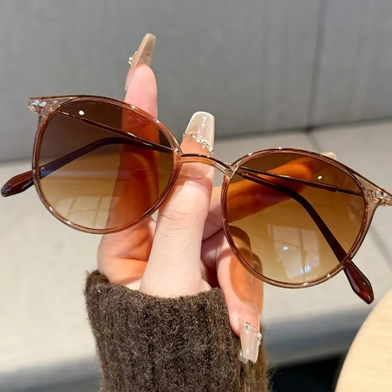 Round Frame Rice Nail New Korean Version Fashionable and Trendy Women's Outdoor Casual Glasses