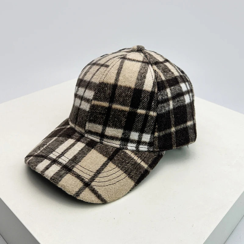 New Unisex British Style Plaid Color Block Baseball Hats Sunshade Casual Warm Retro Peaked Caps Versatile Fashion Hardtop Stripe