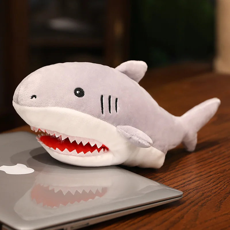 Ocean Series Plush Hand Puppet Cute Animal Chameleon Crocodile Shark Blue Whale Clownfish Octopus Stuffed Soothe Baby Toys Boy