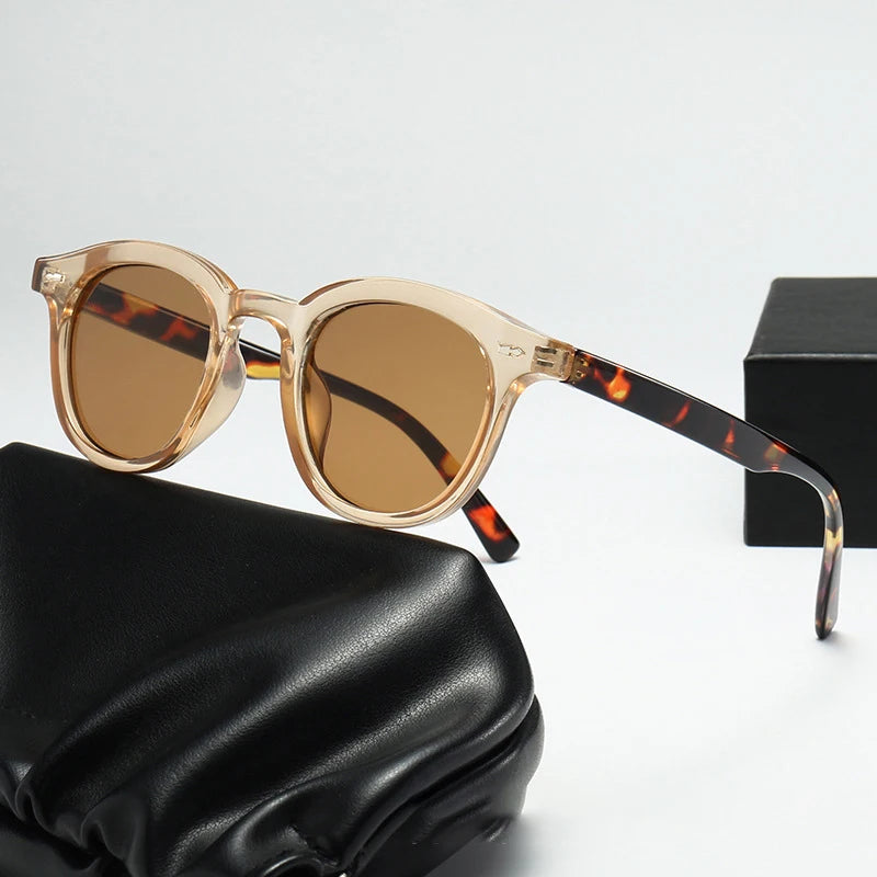 JNPCXI Vintage Small Round Men Sunglasses Fashion Gradient Shades UV400 Women Trending Rivets Punk Sun Glasses