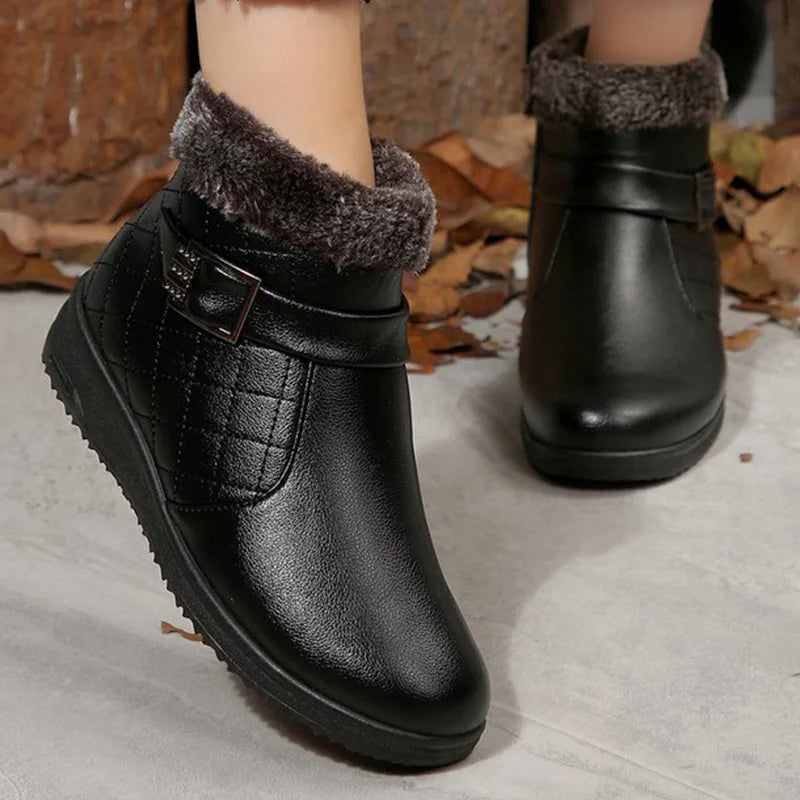 Retro Faux Pu Leather Snow Boots Women Winter 2025 Zipper Up Wedges Snow Boots Woman Anti Slip Furry Warm Booties Female