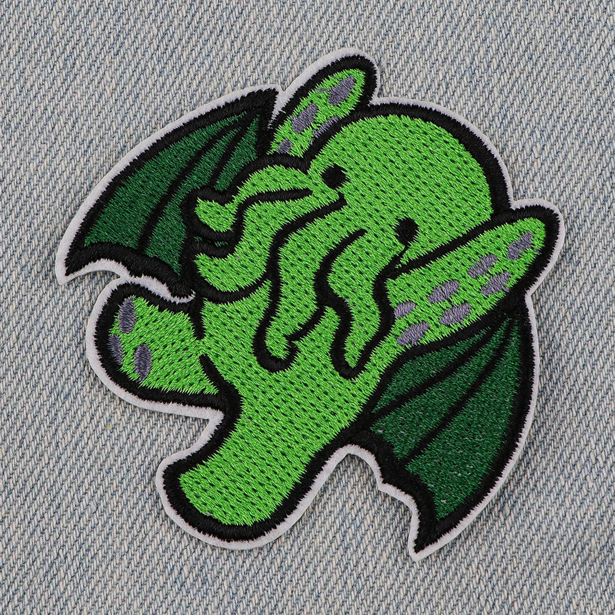 Green Elephant Embroidery Patch Fairy Tale Iron On Patches For Clothing Thermoadhesive Patches On Clothes DIY Sew Cartoon Badges