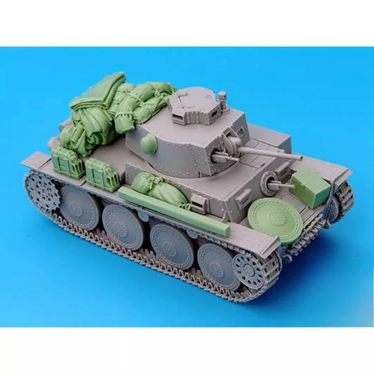 1: 35 Casting Resin Model Scene Making Toy Grey Unpainted Resin Tank Stacks Suitable for PzKpfw38g