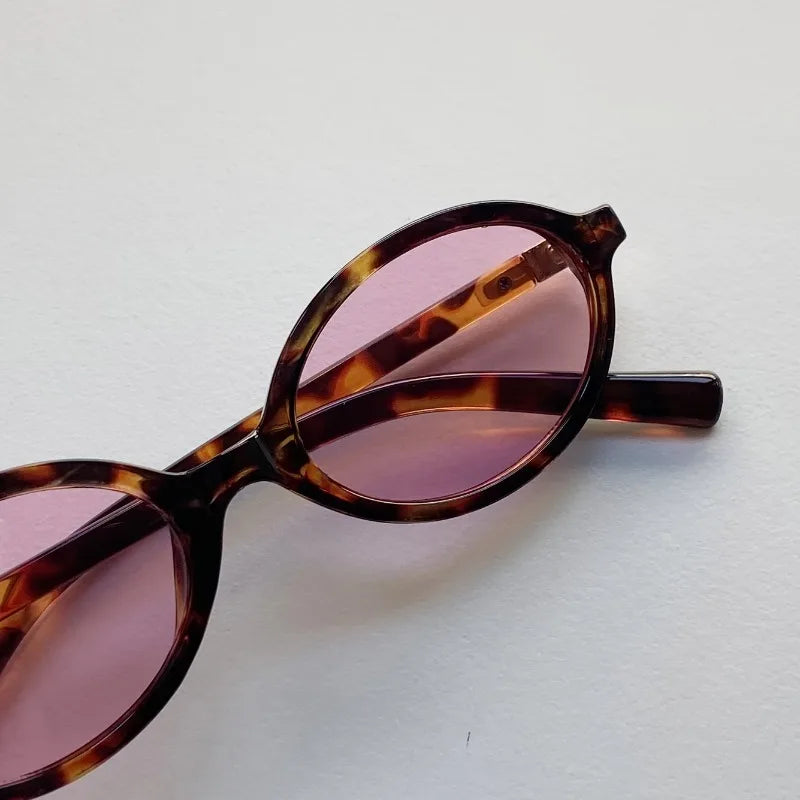 1 Pair of Women's Retro Casual Glasses Suitable for Daily Home Use, Leisure Photography  Decorative Ordinary Glasses
