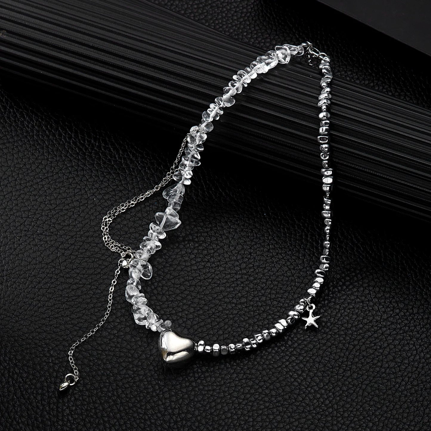 Y2K Heart Tassel Beaded Choker Necklace for Women Boho Irregular Crystal Class Gravel Clavicle Chain Elegant Fashion Jewelry