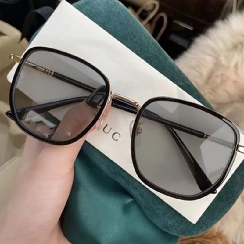Anti Radiation Photochromic Eyeglass for Women/Men Replaceable Lens Eyeglasses Frames Retro Aesthetic Glasses