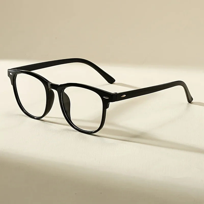 1 Pair of Retro Fashion Glasses Transparent Lenses Suitable for Both Men and Women Versatile