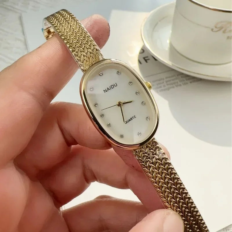Luxury Oval Dial Rhinestone Watch New Brand Quartz Watch for Women Adjustable Stainless Steel Strap Wristwatches Wholesale Gift
