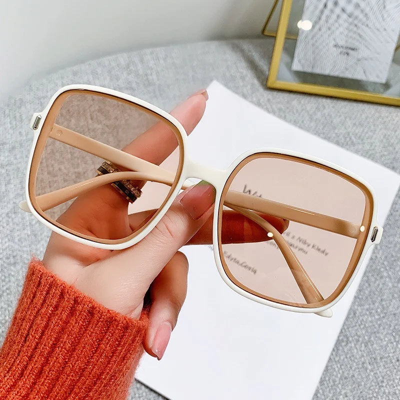 Ladies' oversized square glasses - retro circular gradient fashion glasses suitable for daily photography