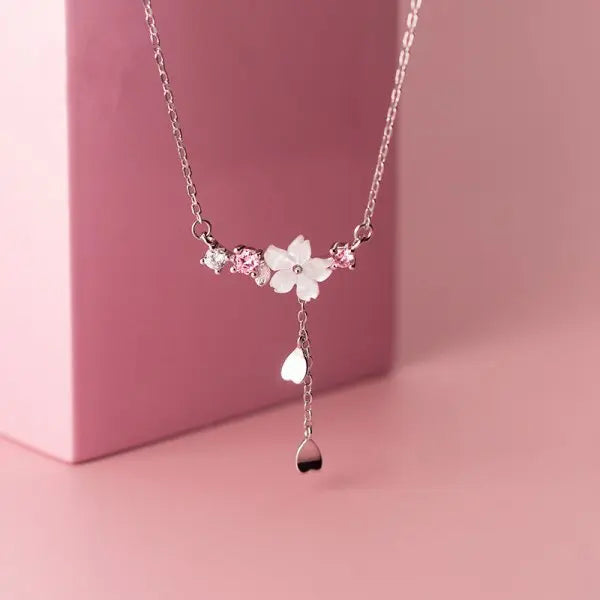 Korean Sweet Cherry Blossom Zircon Pendant Necklace Luxury Crystal Flower Clavicle Chain Necklace for Women Wedding Jewelry Gift