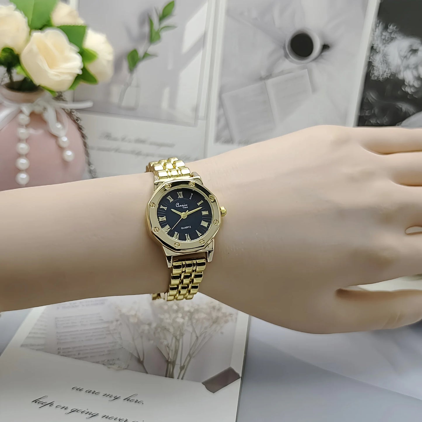 Top Brand Ladies Watches Fashionable Golden Wristwatch Montre Strap Clock Quartz Watch Women's Clock Reloj De Mujer Dropshipping