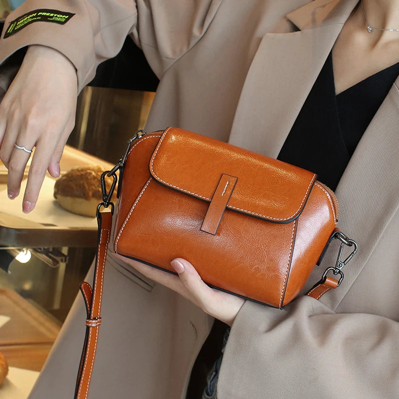 2025 New Female Oil Wax Cowhide Genuine Leather Crossbody Bag Fashionable Versatile Shoulder Shell Handbag Lady Casual Phone Bag