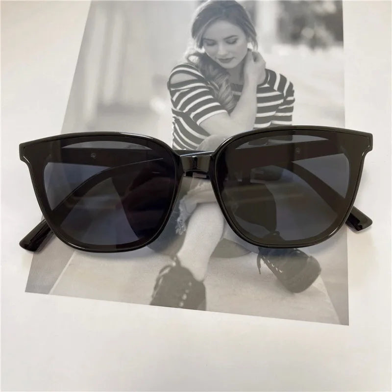 Retro Large Frame Sunglasses Men and Women UV Protection Sunglasses