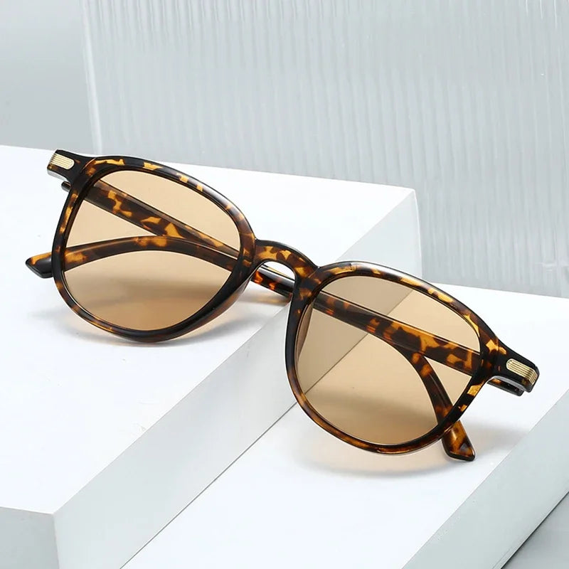 JNPCXI New Fashion Square Sunglasses Women Gradient Shades UV400 Retro Rivets Men Trending Leopard Sun Glasses