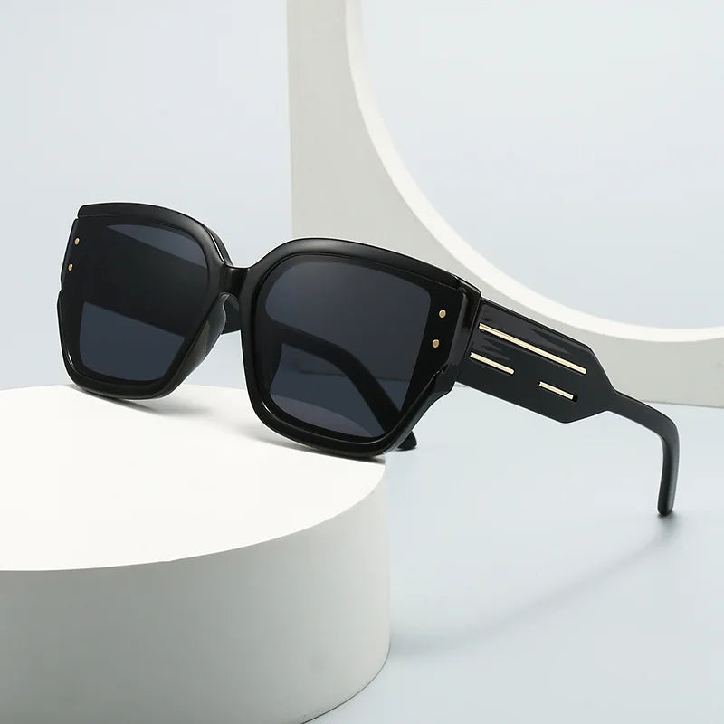 JNPCXI Vintage Square Women Gradient Sunglasses UV400 Fashion Transparent Blue Men Outdoor Sun Glasses
