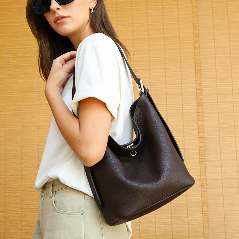 Women's Cowhide Genuine Leather Tote Bag, Fashion Large Capacity Shoulder Bag,Trendy Versatile All-match Commuting Hobo Bag