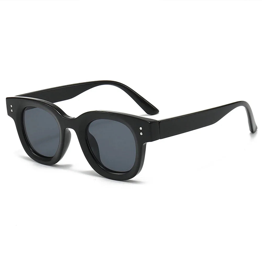JNPCXI Retro Round Women Sunglasses Fashion Yellow Rivets Decoration Men Punk Shades UV400 Sun Glasses
