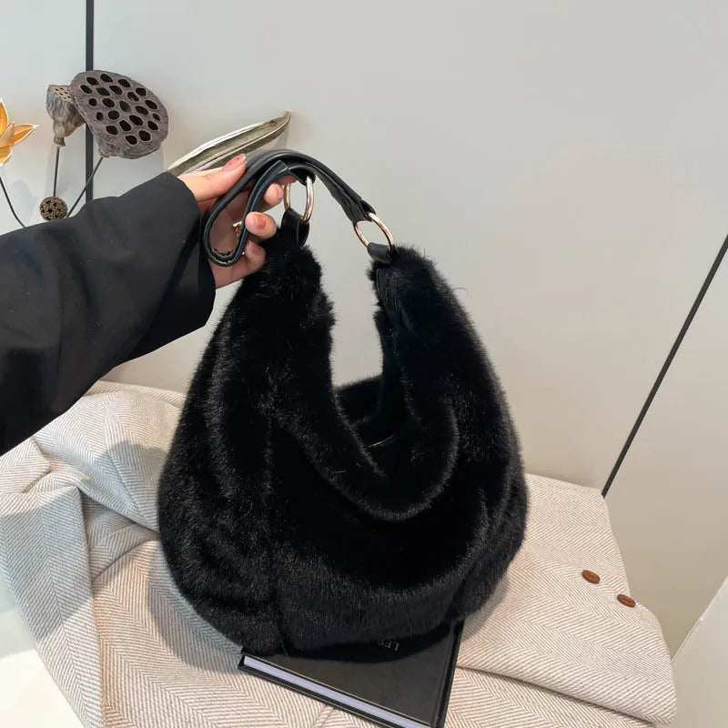 Winter Cotton Fabric Zipper Soft Shoulder Bags Large Capacity Versatile Handbags 2026 High Quality Furry Sweet Women's Bags