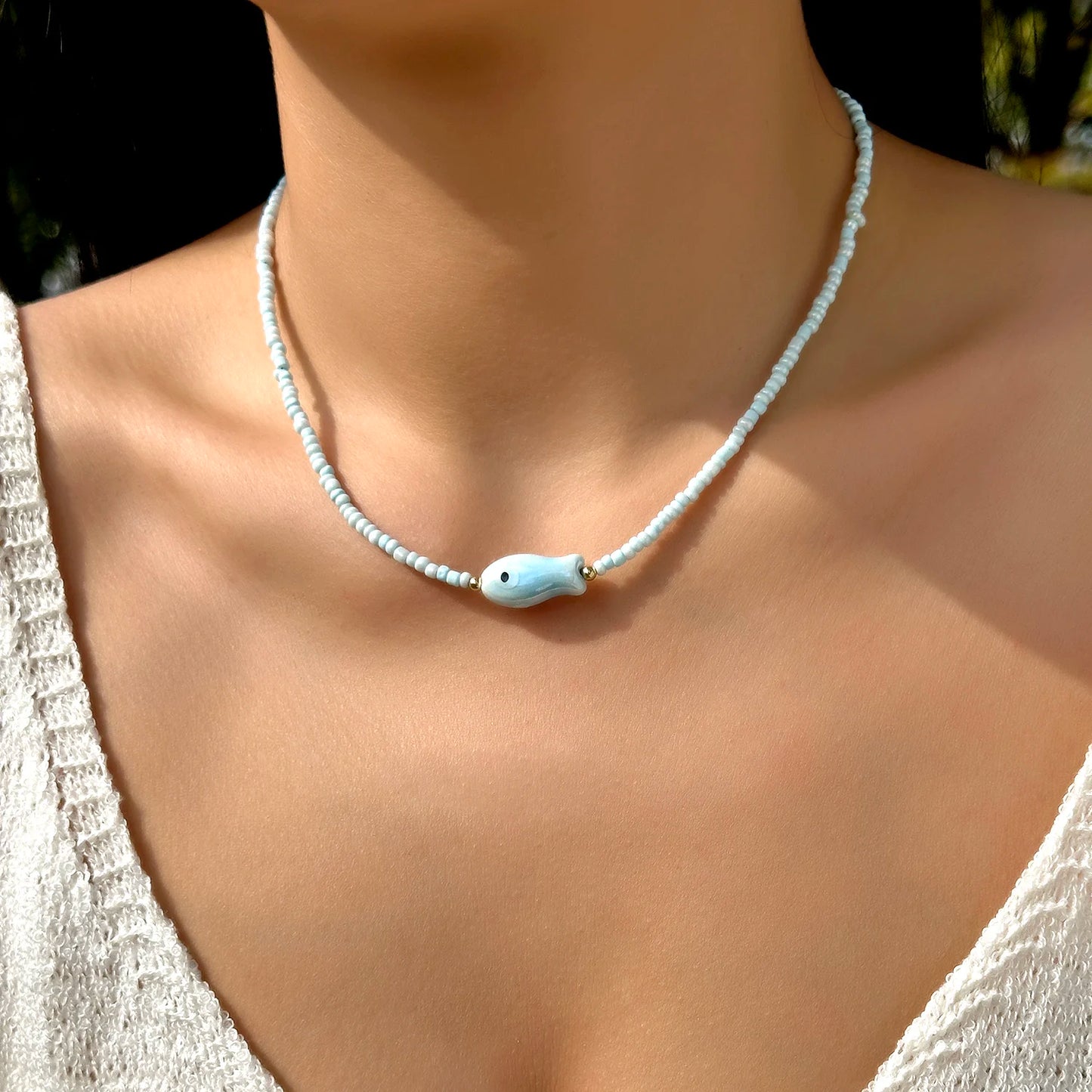 Boho Colorful Acrylic Beaded Choker Necklace for Women Girls Y2K Sweet Cute Ceramic Fish Pendant Necklace Summer Beach Jewelry