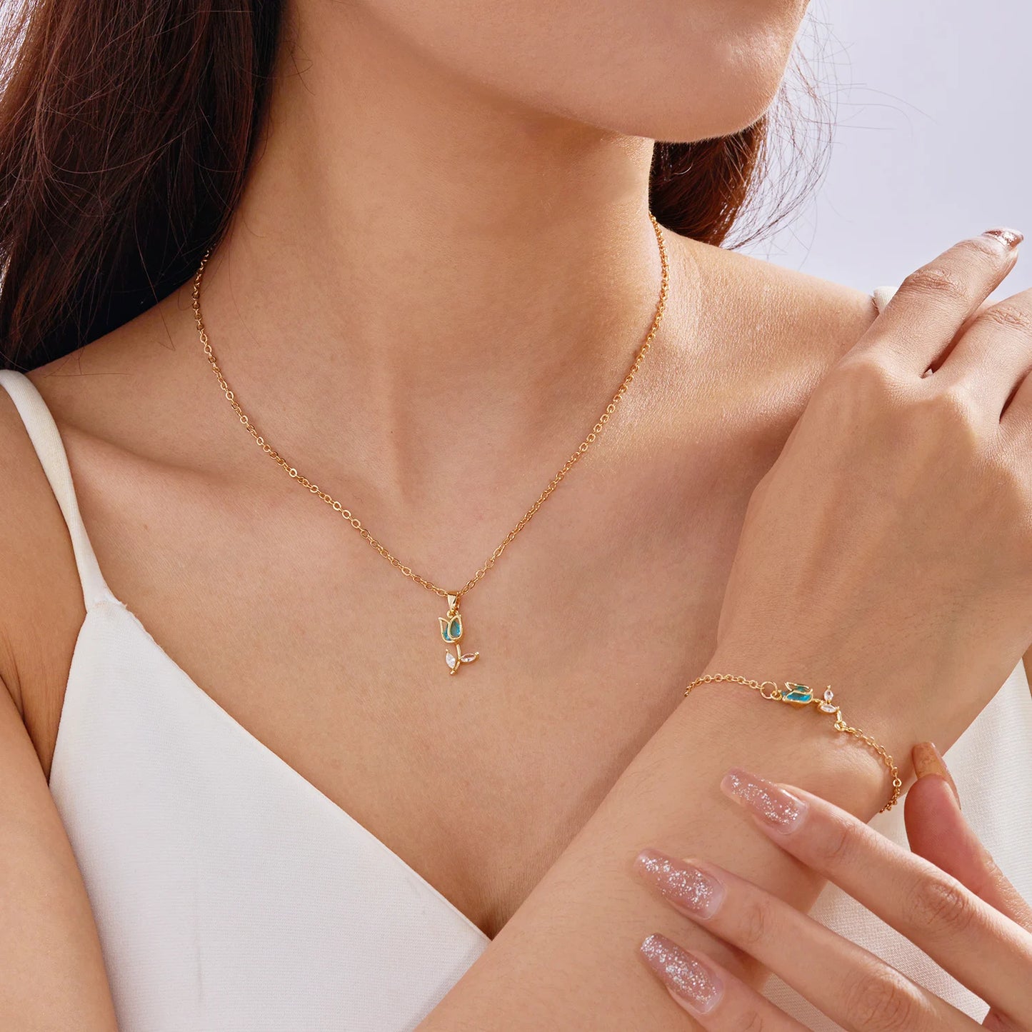 Exquisite Zircon Tulip Flower Pendant Necklace for Women Elegant Stainless Steel Clavicle Chain Fashion Party Jewelry Dropship