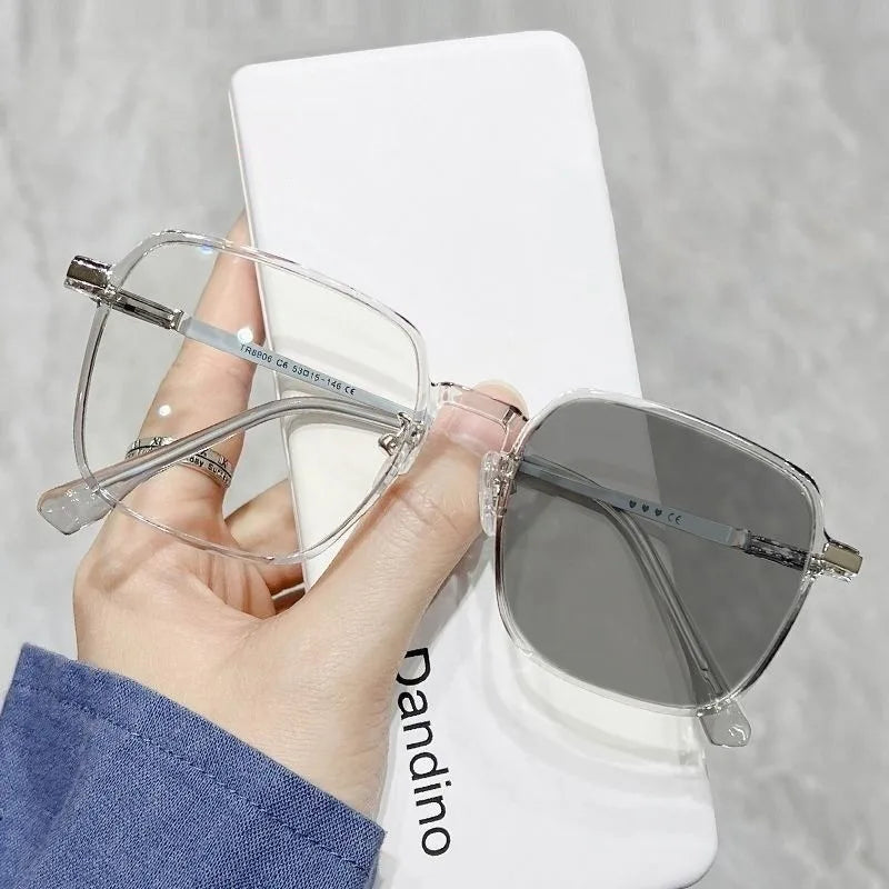 3 in 1 Photochromic Reading Glasses Progressive Multifocal Graded Glasses +1.0 To +4.0 for Women Men Anti-UV Shades