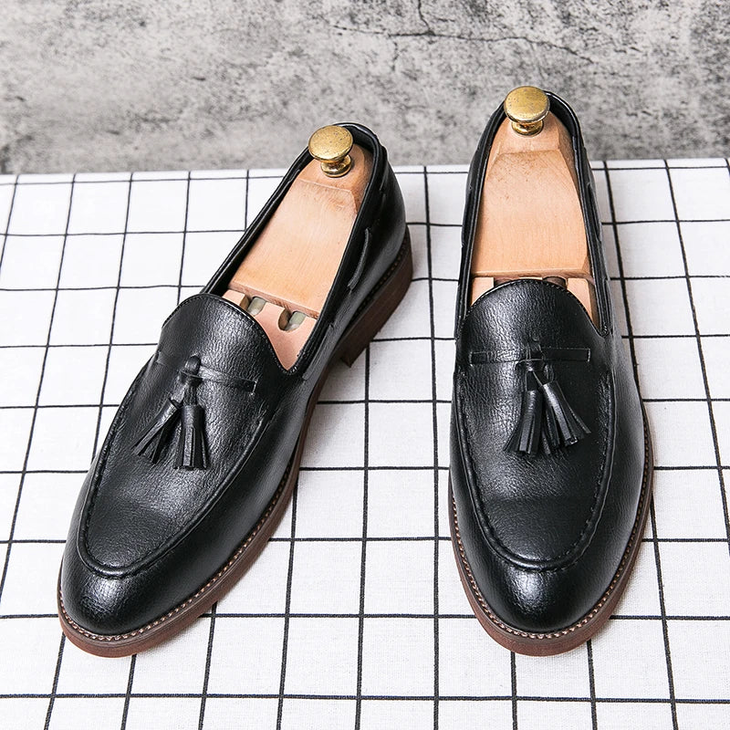 Classic Men's Dress Shoes High Quality Office Leather Shoes For Men Tassel Social Casual Business Shoes Men Loafers