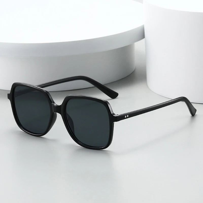 JNPCXI New Square Men Rivets Sunglasses Fashion Gradient Shades UV400 Women Outdoor Punk Sun Glasses