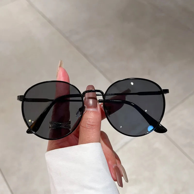 Retro OVAL Ocean Sunglasses UV Resistant Fashionable Trendy Ins Unisex Sunglasses