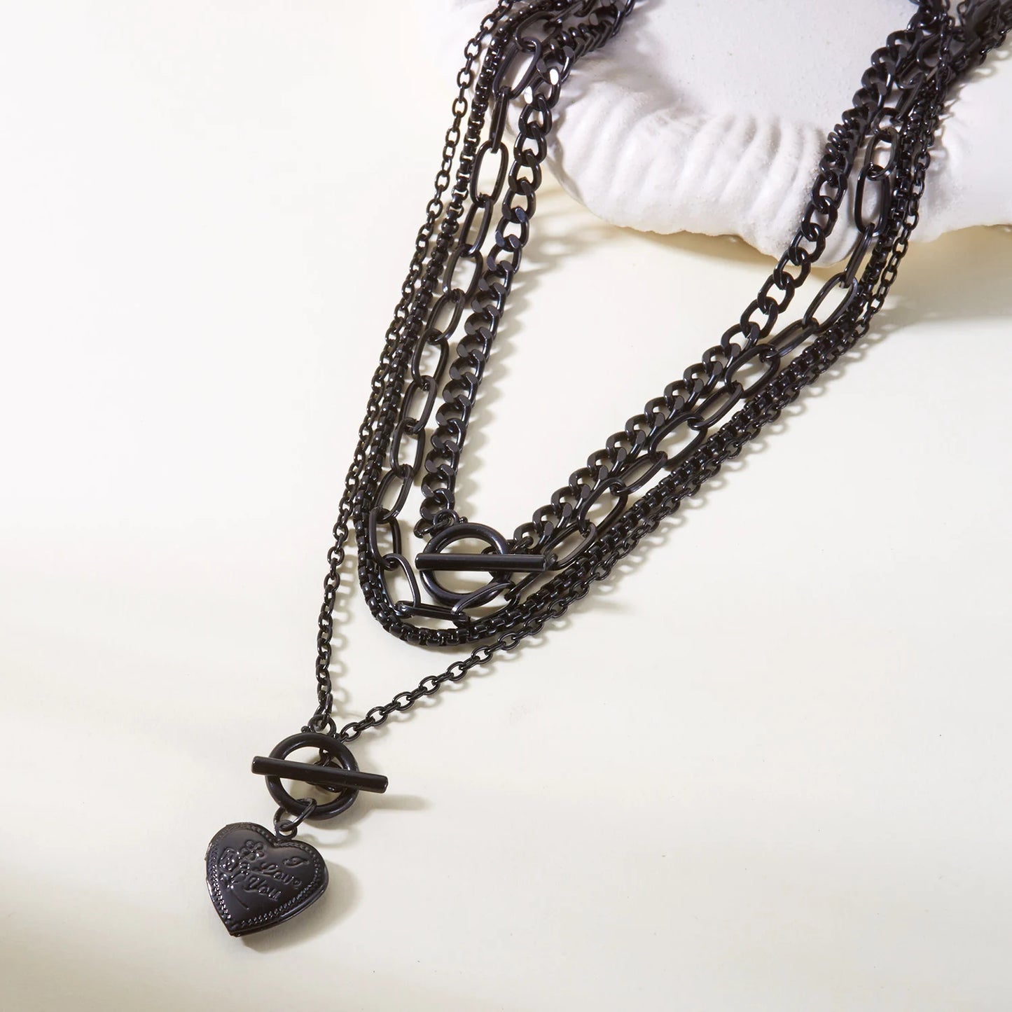 4Pcs/Set Goth Punk Black Heart Star Tassel Pendant Choker Necklace for Women Vintage Metal Thick Chain Y2K Jewelry Accessories