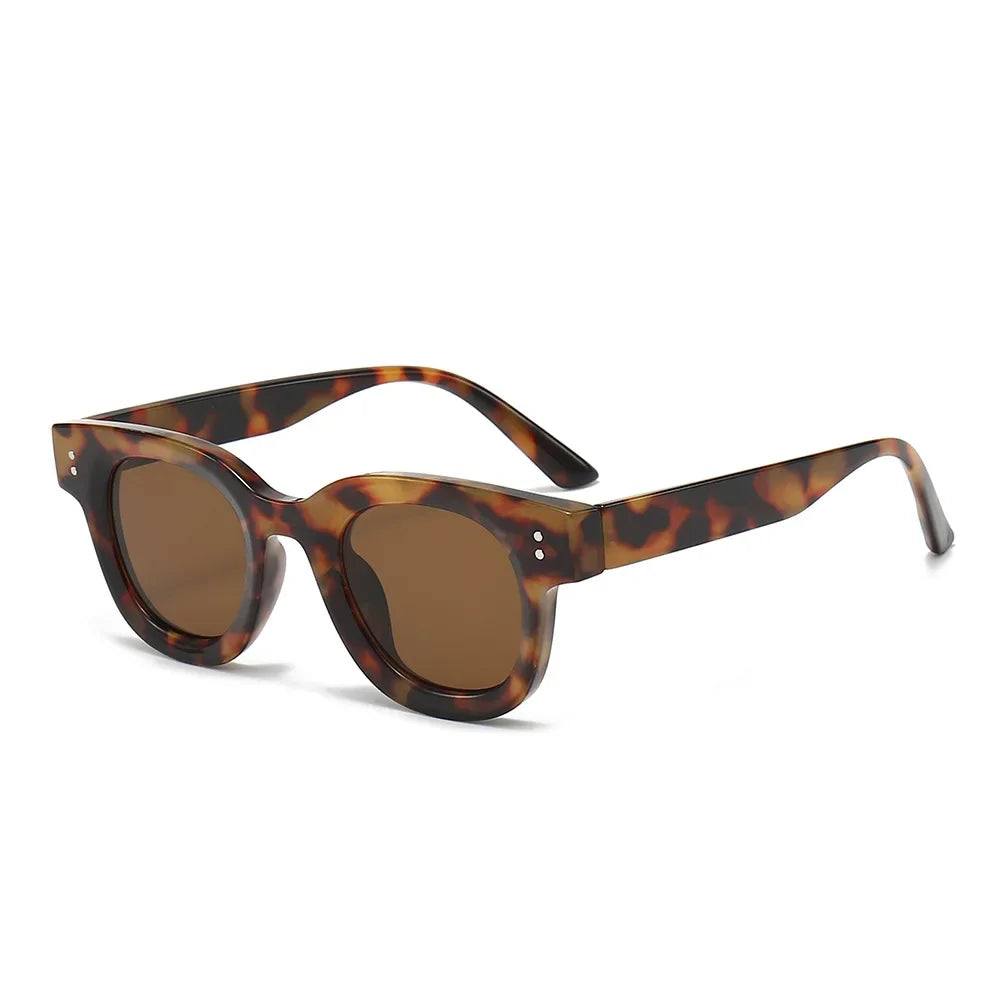 JNPCXI Retro Round Women Sunglasses Fashion Yellow Rivets Decoration Men Punk Shades UV400 Sun Glasses