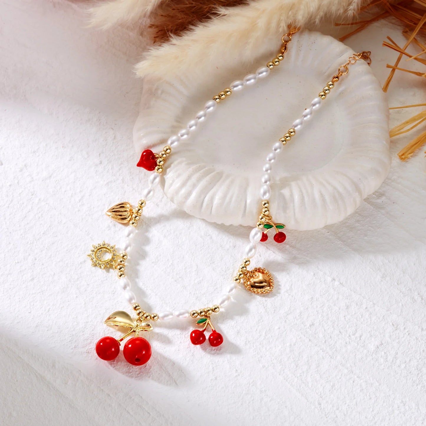 Dainty Sweet Fruit Cherry Heart Charms Pendant Necklace For Women Elegant Imitation Pearl Choker Neck Chain Jewelry Party Gift