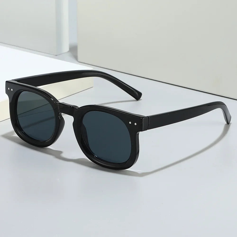 JNPCXI Retro Small Square Sunglasses Women Fashion Gradient Gray Tea Shades UV400 Men Rivets Trending Punk Sun Glasses