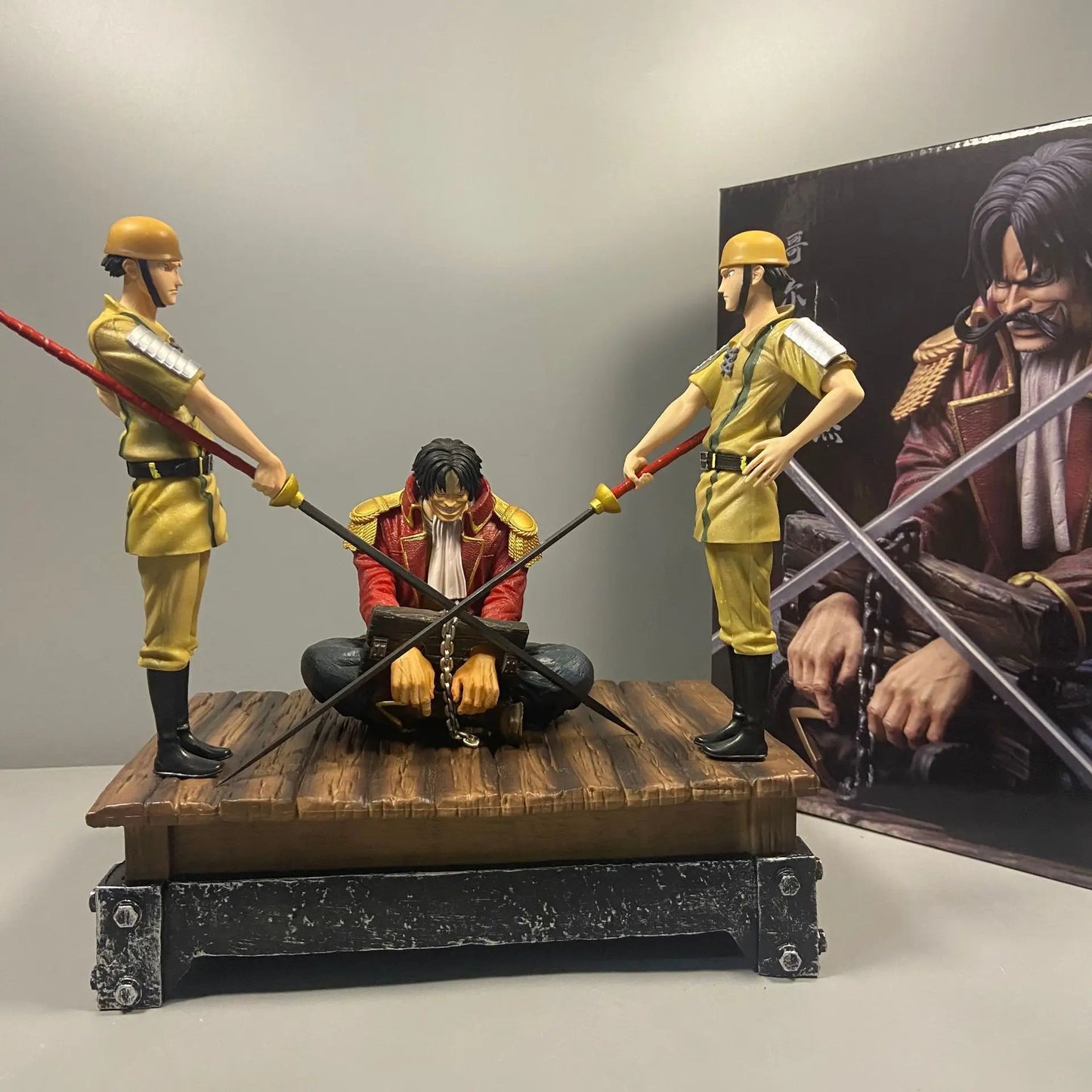 10" One Piece Gol D Roger Execution Desk Soldier Anime Action Figure Model Gk