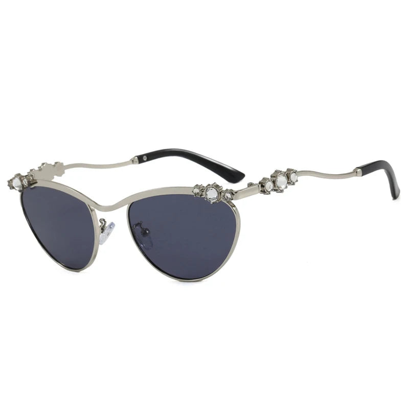 JNPCXI Cat Eye Punk Rhinestones Sunglasses Women Luxury Brand Metal Frame Sun Glasses for Lady Fashion Outdoor Eyewear Shades