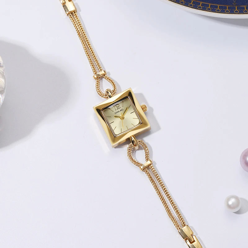 Women's Vintage Watch Gold Square Waterproof Fashionable Wristwatch Woman Elegant Luxury Women Bracelet Quartz Watches