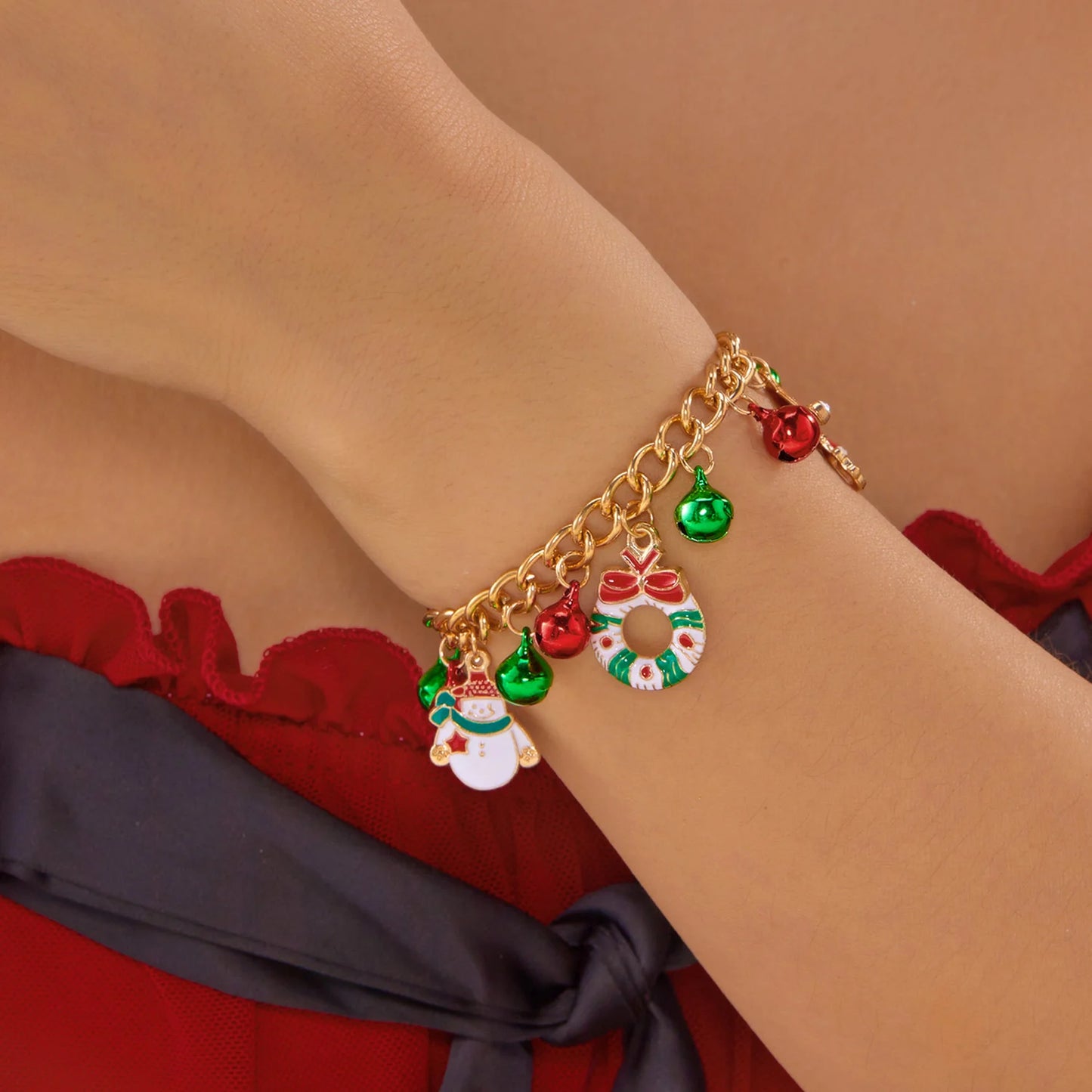Fashion Santa Claus Snowman Christmas Tree Snowflake Pendant Necklace For Women Gold Color Metal Chain Choker Jewelry Xmas Gifts