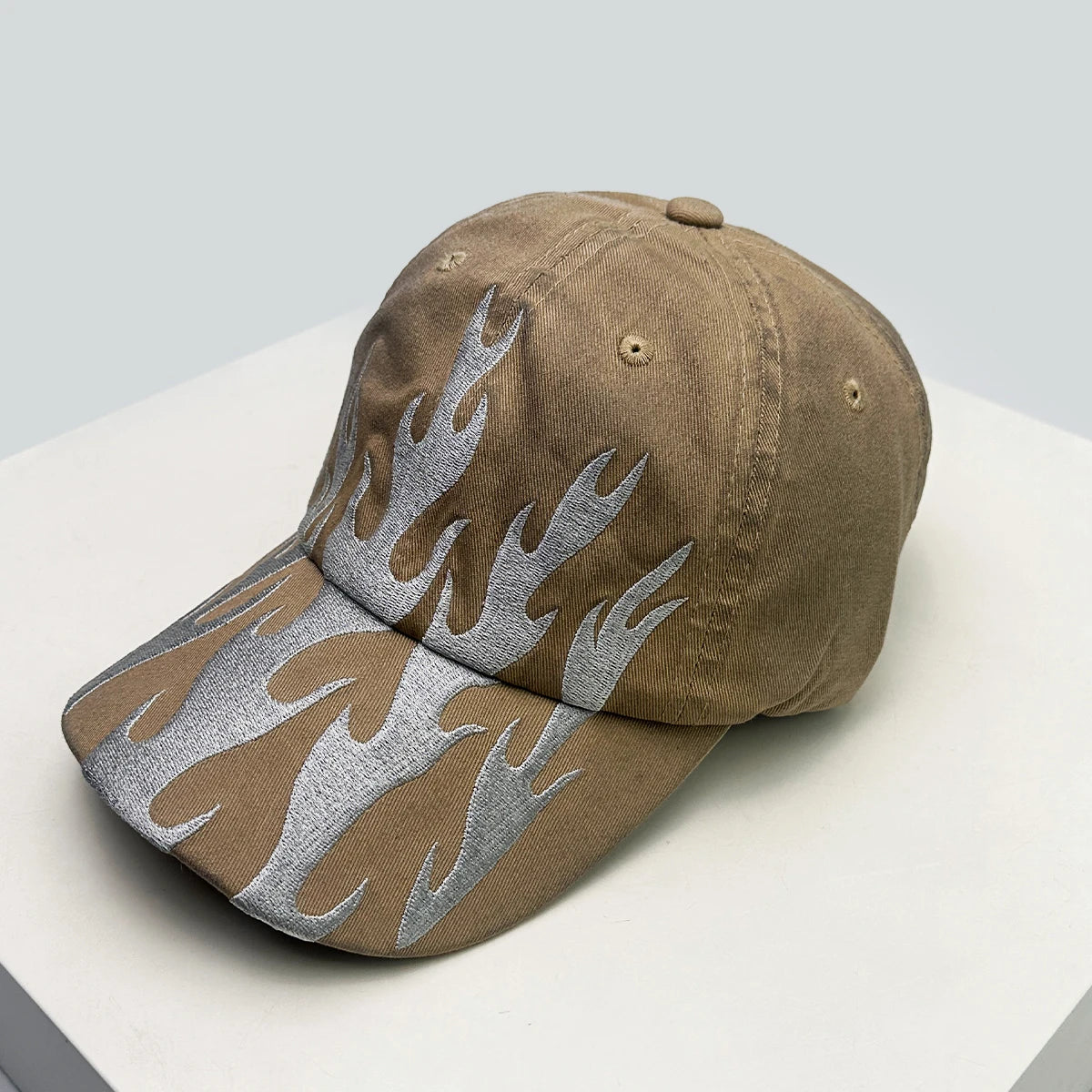 New Unisex Hip Hop Letter Flame Flag Baseball Hats Sunshade Personal Versatile Color Block Peaked Caps Niche Fashion Retro ins