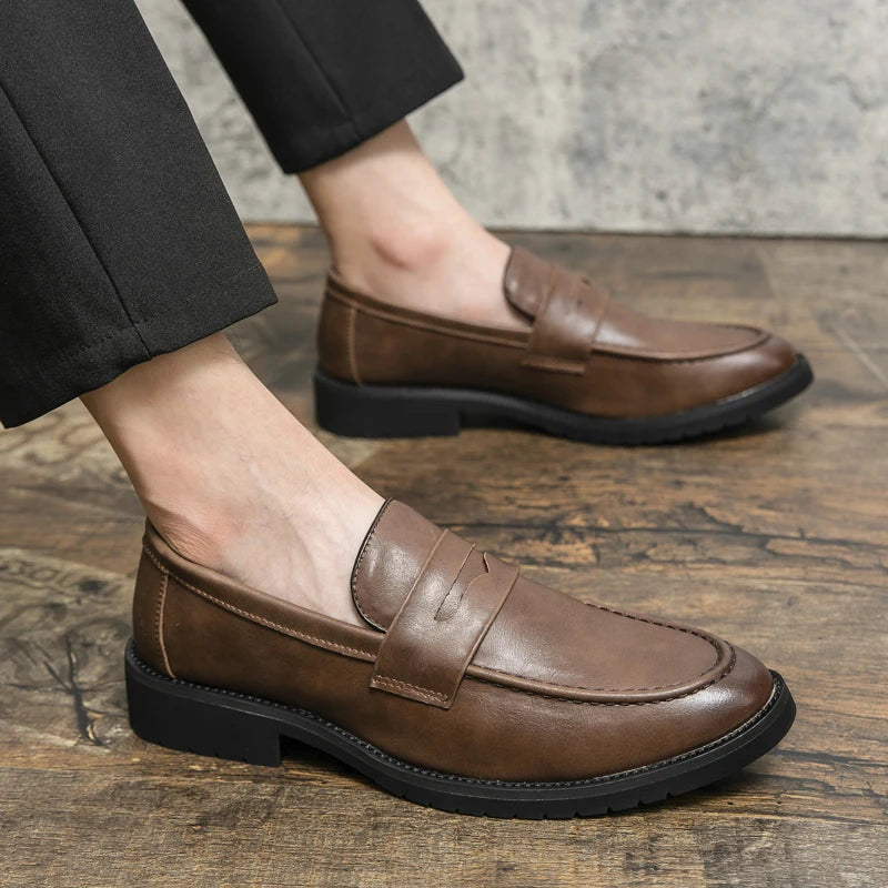 Trend Casual Business Shoes Men Retro Men's Dress Shoes High Quality Office Leather Loafers Man Social Leather Shoes Male