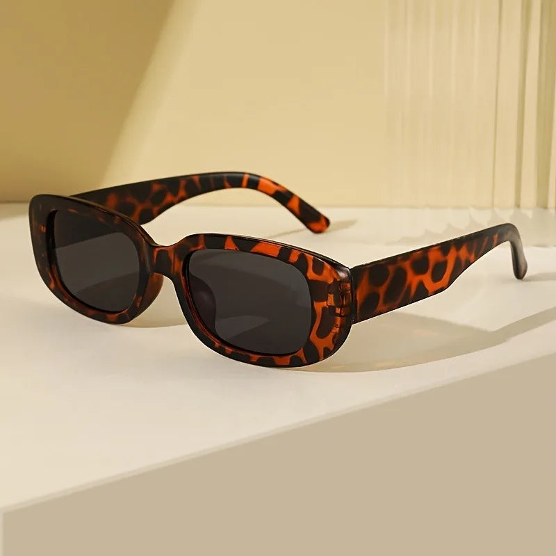 1/5 Set of Fashionable Small Frame Retro Classic Casual Simple Decorative Glasses
