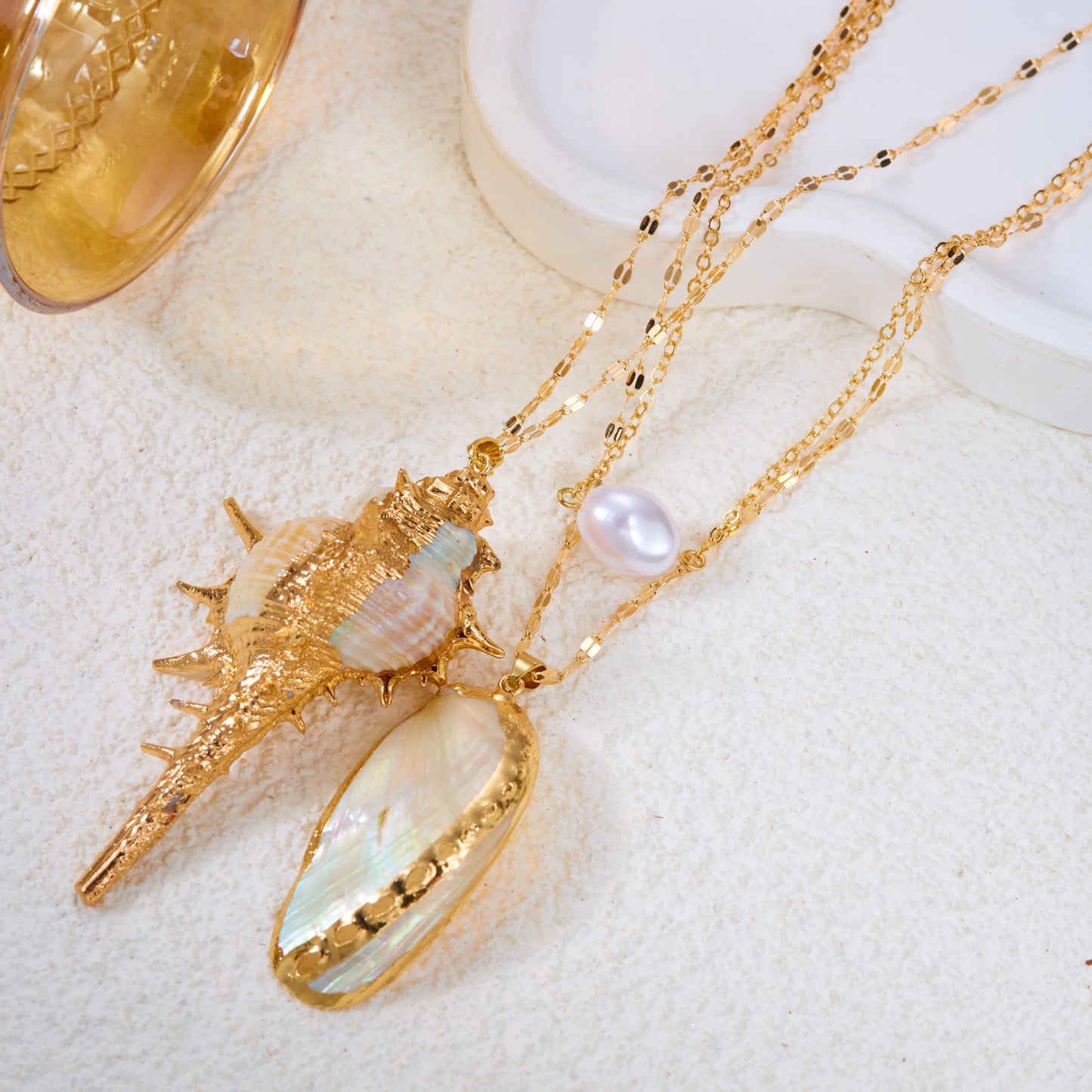 Bohemian Beach Gold Tone Layered Necklace Set for Women Spiral Conch Shell Baroque Pearl Pendants Summer Vacation Jewelry Gift