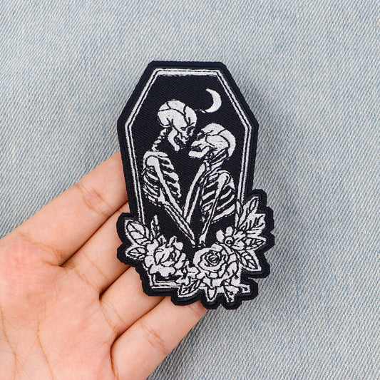 Skull Embroidery Patch Vintage Moon Iron On Patches For Clothing Flower Thermoadhesive Patches On Clothes DIY Sew Badges