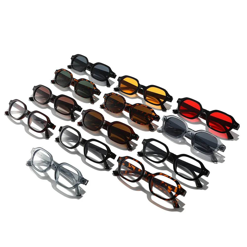 JNPCXI Vintage Rivets Square Sunglasses Women Fashion Clear Tea Tea Gradient Shades UV400 Men Trending Punk Sun Glasses