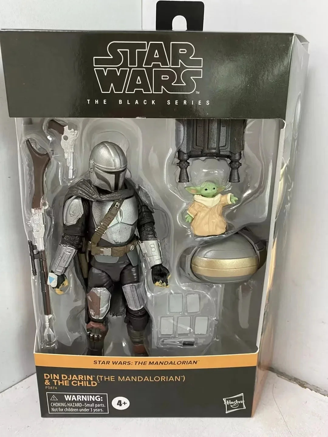 Star Wars The Black Series -The Mandalorian & The Child Baby Yoda Action Figure