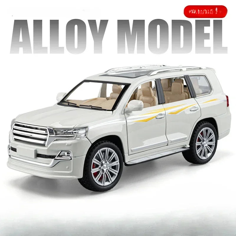 1/24 Land Cruiser RAV4 Car Toy Model Diecast Alloy ORV Cars Sound Light Pull Back 6 Door Can Be Opened Rubber Tires Vehicle Gift