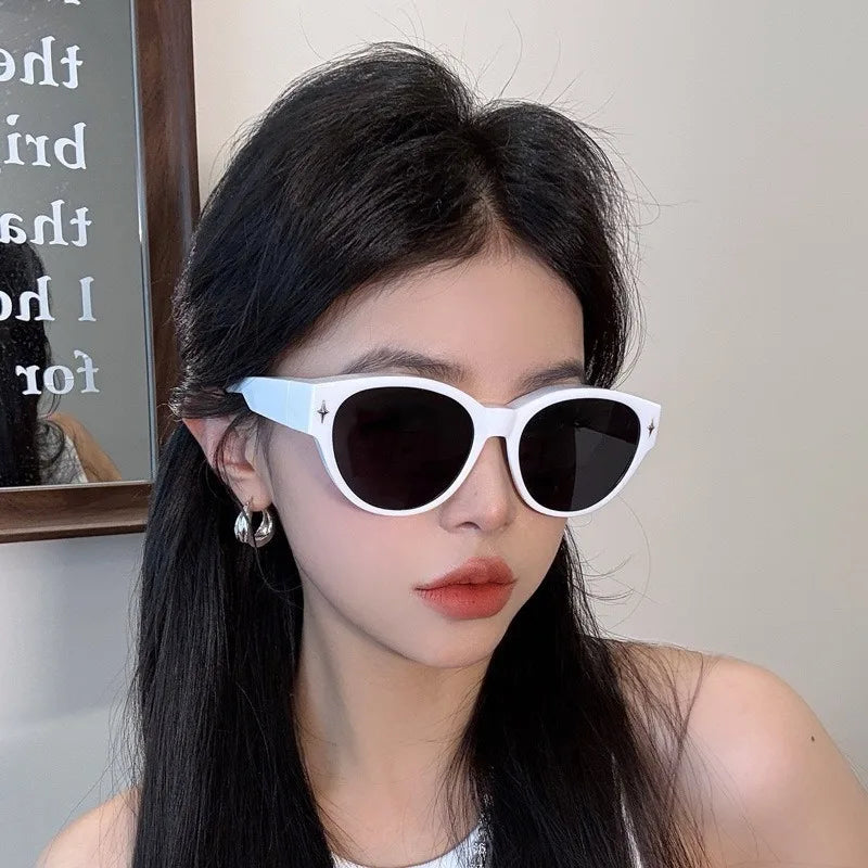 Korean New Style Cat Eye Sunglasses Fever Black Sunglasses Holiday Travel Men and Women Glasses Myopia