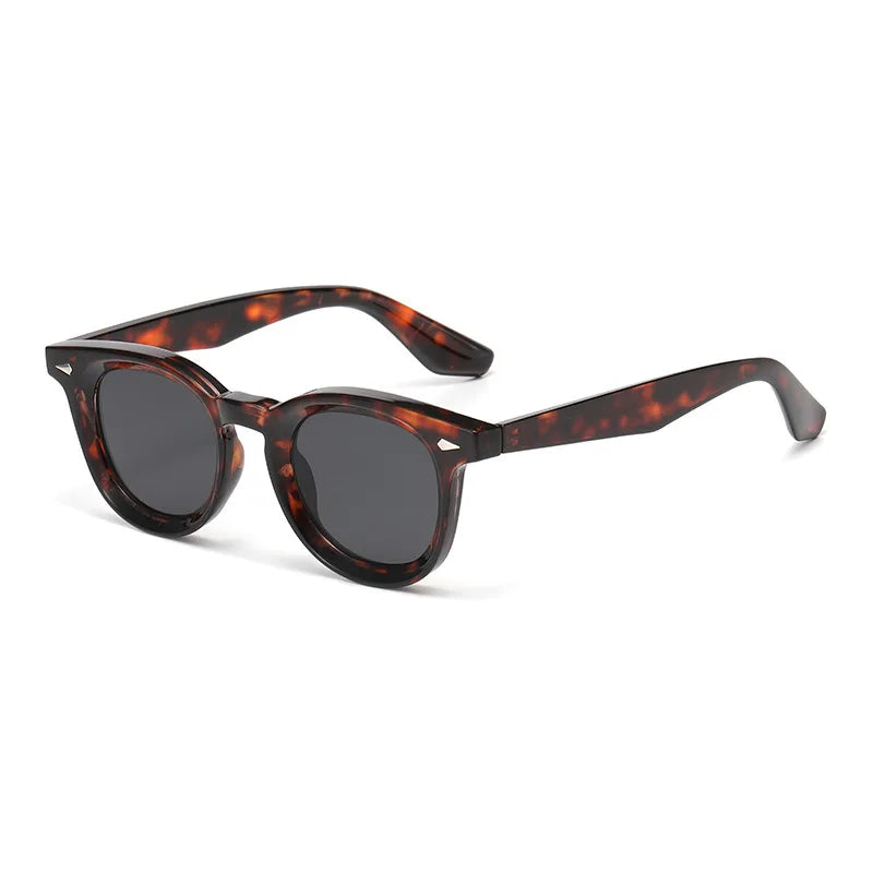 JNPCXI New Fashion Oval Sunglasses Women Quality Retro Rivets Blue Black Shades UV400 Men Trending Sun Glasses