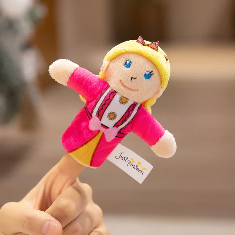 Cute Fairy Tale Kingdom Series Plush Hand Puppets Toys Cozy Cartoon Prince Princess Finger Puppets Funny Children Game Props