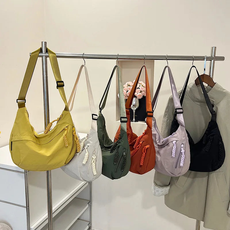 Casual Nylon Dumpling aped Crossbody Bag Women's Large Capaci oulder Bag 2026 Autumn Season Zipper Closure Faionable Handbags