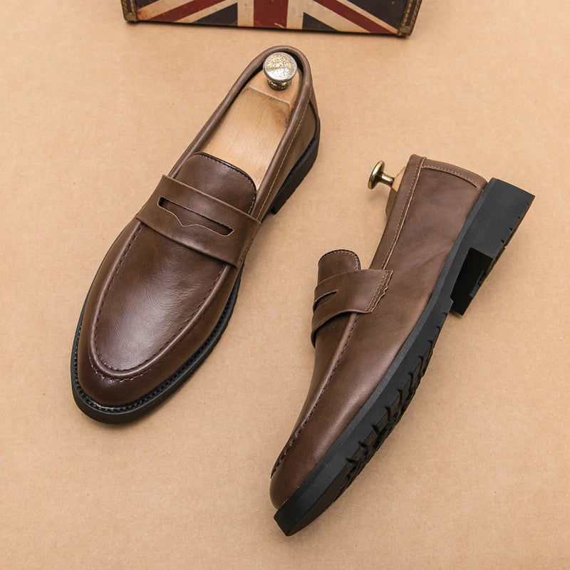 Trend Casual Business Shoes Men Retro Men's Dress Shoes High Quality Office Leather Loafers Man Social Leather Shoes Male